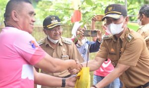 Iksan Iskandar Apresiasi IKA Smansa 82 Makassar Gelar Aksi Penanaman Pohon Di Jeneponto