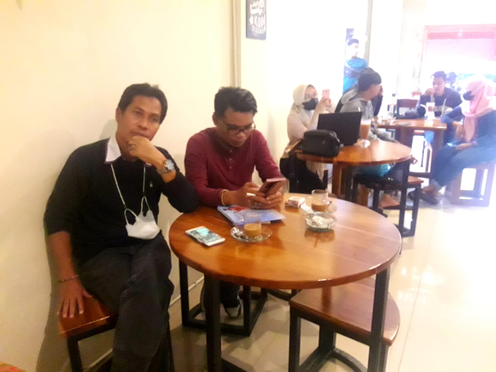 Menulis Puisi Itu Harus Diniatkan dan Punya Disiplin