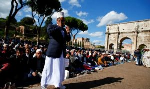 Muslim di Italia rayakan Ramadhan pertama pascapandemi