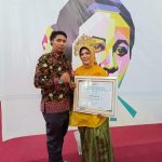 Ratnawati Asal Jeneponto Terima Penghargaan Di Istana Negara