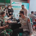 Kapolres Takalar Tinjau Pelaksanaan Vaksinasi Massal Di Kantor Kemenag