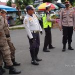 Bersatu Polres Agam, Satpol pp dan Dishub Sangat Terjalin Jaga Ketertiban Perdagang dan Pengendara di pasar Padang Baru.