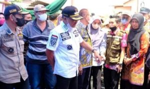 Bupati Jeneponto Kunjungi Korban Kebakaran