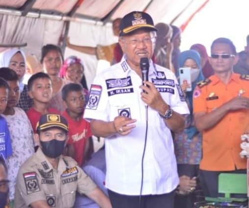 Bupati Jeneponto Kunjungi Korban Kebakaran