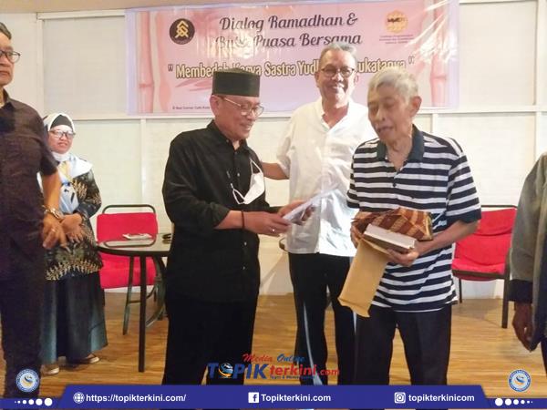 Dialog Ramadhan dan Buka Puasa Bersama “Membedah Karya Sastra Yudhistira Sukatanya