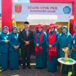 Hari Kadua Jambore Kader PKK, Stand UP2K Kabupaten  Agam Ramai Dikunjungi Masyarakat