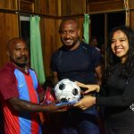 Pulang Kampung, Empat Talenta Muda Sepakbola NTB Resmi Bergabung dengan Lombok FC