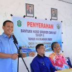 Tingkatkan Ekonomi dan Kualitas Penduduk, Bupati Takalar Serahkan Beberapa Bantuan