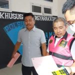 Diduga Korupsi Rp 2,2 M, Mantan Bendahara DPRD Jeneponto Dijebloskan Kejeruji Besi