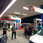 Polsek Torue Melaksanakan pengamanan di SPBU Tolai
