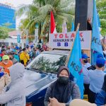 KETUA DPRD Kalsel Bakal Mengajak Tiga Orang Perwakilan Buruh Massa Aksi Bakal Ikut Ke Jakarta