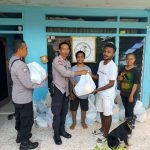 Peduli Sesama, Dit Binmas Polda NTB Salurkan 50 Paket Bansos Kepada Mahasiswa Papua