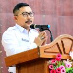 Bagikan 3.341 Kartu BPJS Ketenagakerjaan, Bupati Banggai: Pembiayaan Asuransi Ditanggung Pemda
