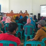 Bhabinkamtibmas Polsek Tojo Hadiri Musdesus di wilayah Binaan