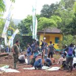 DISHUT Kalsel Kembali Kerjabakti Acara  Umbul -Umbul Dan Tanaman Hias Dipasang