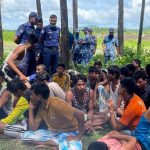Kelompok pertama Rohingya meninggalkan Bangladesh untuk bermukim kembali di AS