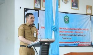 Buka Bimtek Penyusunan SKP, Sekda Takalar Harap ASN Memiliki Sikap Loyal Dan Berakhlak Baik