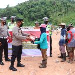 Kapolres Tolitoli Berbagi Beras di TPA Kabinuang Tolitoli