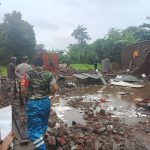 Satu Rumah Warga di Bontomanai Lengkese Ambruk Akibat Hujan Disertai Angin Kencang