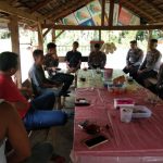 Satlantas Polres Agam, Laksanakan Kegiatan Jumat Curhat, Disambut Senyum Warga.