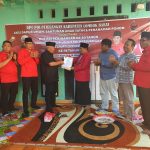 TGH Muhamad Subki Sasaki Pimpin DPD Bamusi NTB, Terima SK saat Kader PDIP NTB Berbahagia Rayakan Ultah Bu Mega ke-76
