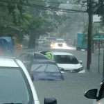 Cuaca Ekstrim, Kota Makassar Lumpuh Dikepung Banjir Dan Air Pasang