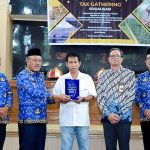 Tiga perusahaan di Morut terima penghargaan pembayar pajak terbesar 2022
