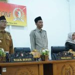 Wabub Sigi Hadiri Raperda Pembahasan Retribusi Pajak Daerah