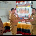 Camat lolofitu Moi Gelar Serah Terima Jabatan Kasi Trantip Dan Kasubag Program Kantor Camat