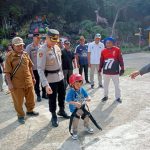 KAPOLRES Kotabaru Cek Langsung Lapangan, Pastikan Keamanan untuk Masyarakat yang Berwisata