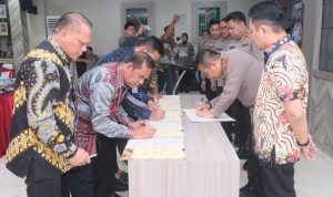 Kapolda Tandatangani  Kesepakatan Bersama Antara Satgas TPPO Polda Sulsel Dengan Instansi Terkait