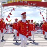 SEMARAK Bumi Saijaan Kabupaten Kotabaru Warnai Kemeriahan Karnaval