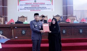 Sekda Takalar Serahkan Rancangan KUA-PPAS APBD Perubahan Tahun 2023
