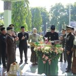 Pj. Bupati Takalar Hadiri Upacara Peringatan HUT TNI Ke-78
