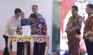 Sukses Tangani Stunting, Pj Bupati Diganjar Bantuan Dana Insentif Untuk Takalar