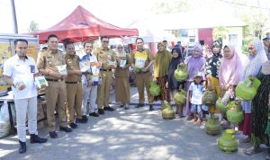 Pj. Bupati Takalar Sukses Menggelar Gerakan Pengan Murah dan Operasi Pasar Gas Elpiji 3 kg