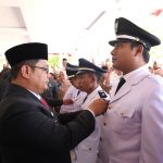 Lantik 25 Kepala Desa Terpilih, PJ Bupati Bantaeng Tekankan Pentingnya Menjaga Netralitas