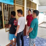 REGU PENGAMANAN LAKUKAN PENGAWASAN PEMBAGIAN MAKANAN PADA WARGA BINAAN