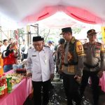 POLDA Kalsel Laksanakan Deklarasi Pemilu Damai 2024, Gelar Bazar UMKM dan Bagikan 1000 Paket Sembako