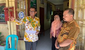 Pantau Kedisiplinan Pegawai, Pj. Bupati Takalar Sidak Kantor Lurah dan Pustu Sombalabella