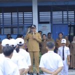 Pj. Bupati Jadi Irup pada Pelaksanaan Upacara Bendara di  SMKN 4 Takalar