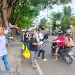 PWI Banggai Bersaudara Gelar Jumat Berkah, Ratusan Nasi Kotak Dibagikan