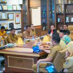 Pj Bupati Jeneponto Gelar Rapat Bersama Tim Kite Surfing Pantai Bungung Pandang