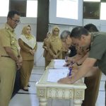 Pj. Bupati Saksikan Penandatangan Fakta Integritas dan Perjanjian Kinerja Lingkup Pemkab Takalar