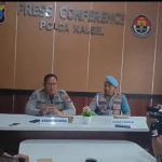 BEBERAPA Tahanan yang berada di Dit Tahti Polda Kalsel Dikeroyok Petugas Hingga Patah Kaki, Tahanan Menangis Ingin Pindah, Kabid Humas Polda Kalsel Gelar Konferensi Pers