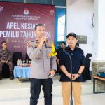 Kabag Ops Pastikan Polres Banggai H-1  Logistik Pemilu Tiba Di TPS