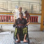 H Rachmat Hidayat Beri Bantuan Kursi Roda Elektrik untuk Lalu Nasib AR, Penjaga Marwah Seni Pertunjukan Wayang Sasak