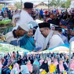 Bacalon Gubernur Sultra, Ruksamin, Buka Puasa Bersama Masyarakat Onembute Konsel