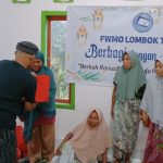 FWMO Lotim Berikan Kaum Duafa Puluhan Paket Ramadhan‎