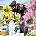 Ikuti Upacara Tabur Bunga, Kalapas Lombok Barat Minta Jajarannya Teladani Sikap Pahlawan